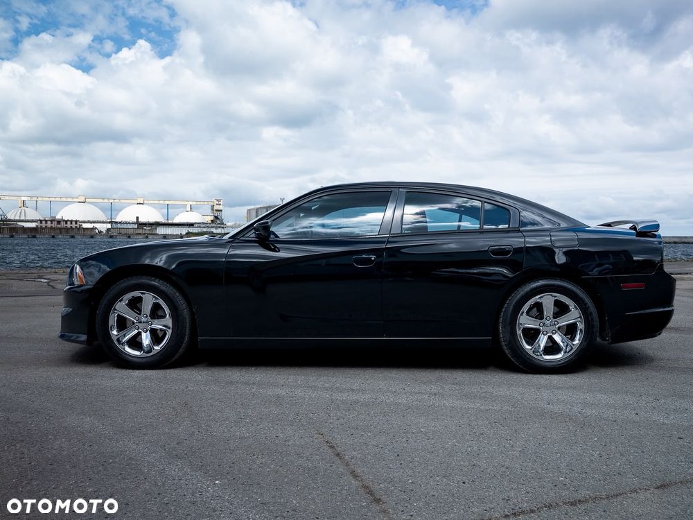 Dodge Charger - 5