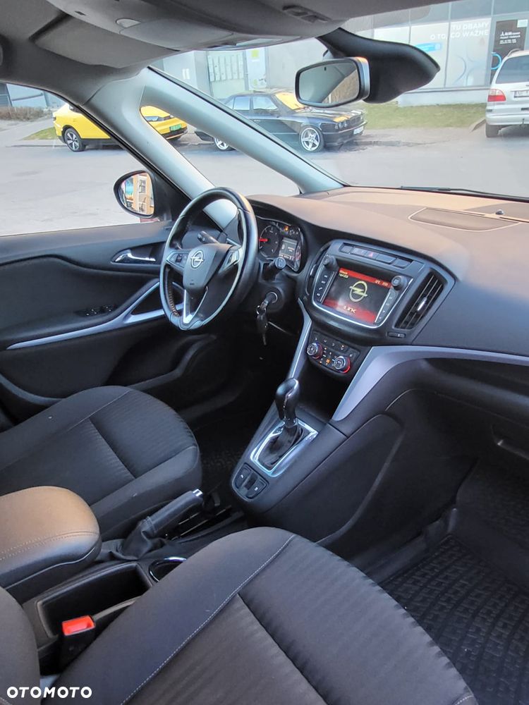 Opel Zafira 2.0 D Automatik Active - 21