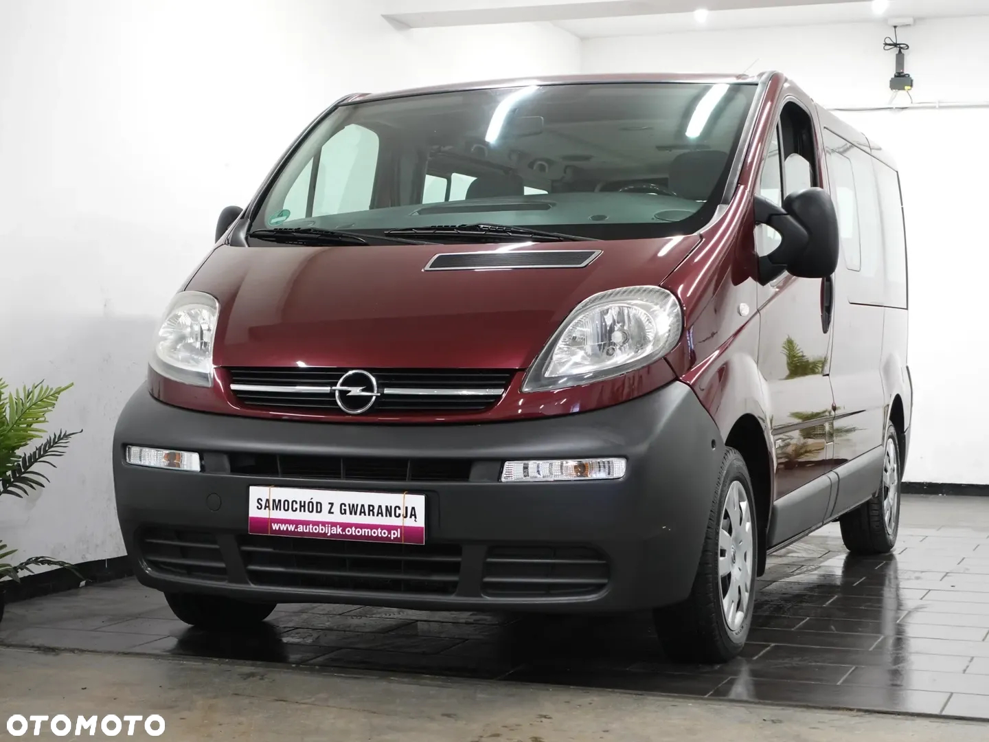 Opel Vivaro 2.5 CDTI L1H1 Life Edition - 3