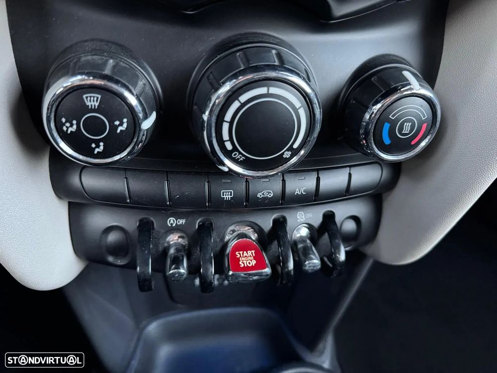 MINI 3 Portas One - 28