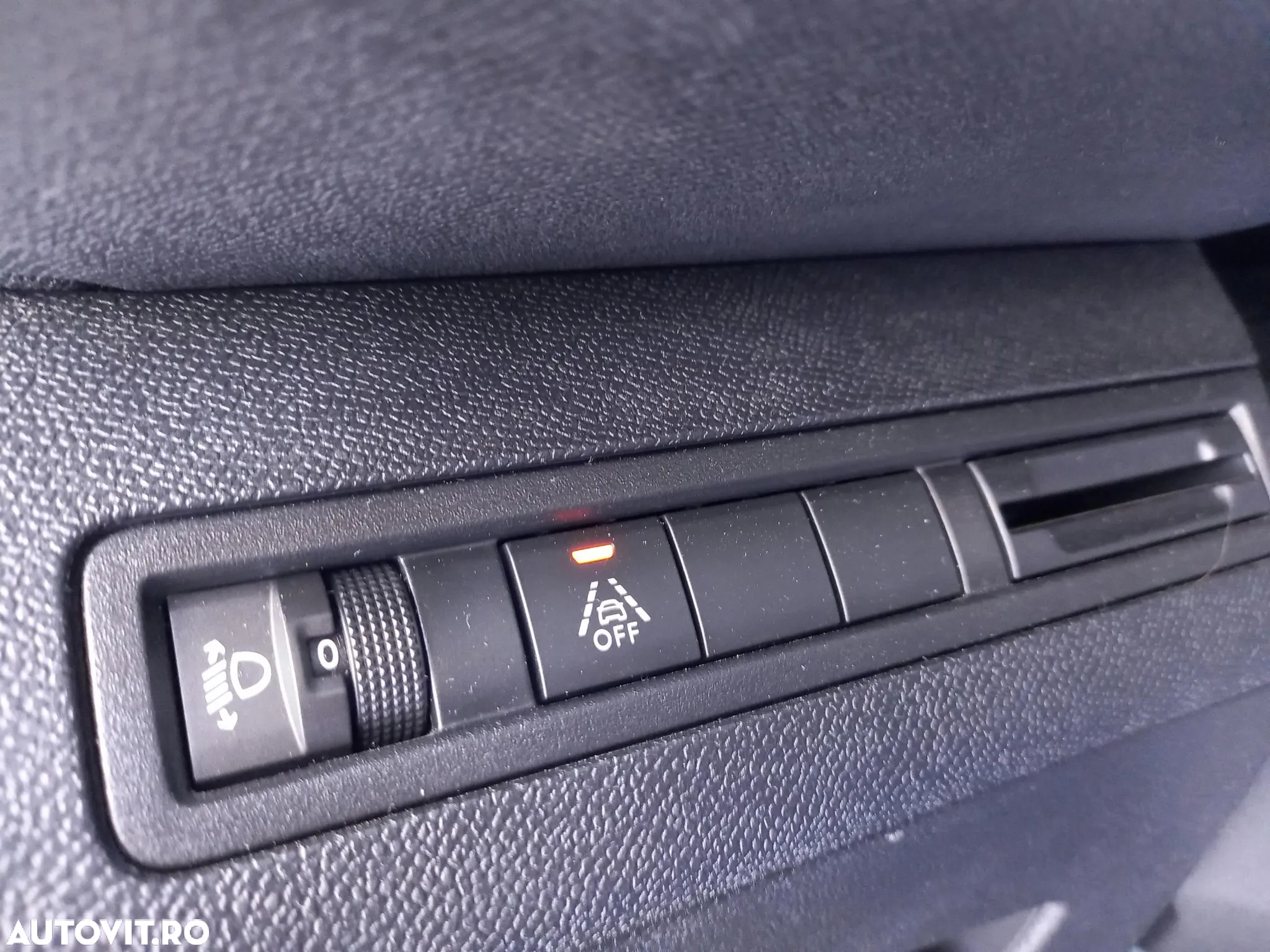 Peugeot 3008 1.5 BlueHDI S&S EAT8 Allure - 20