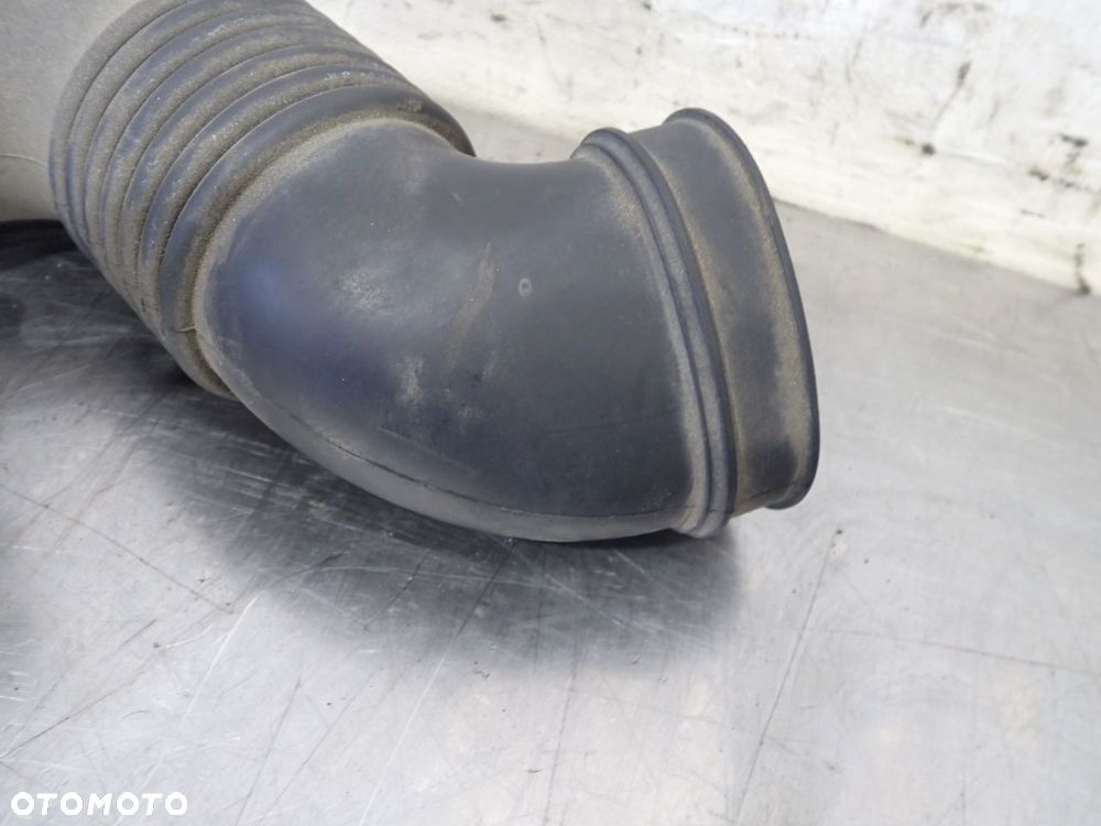 PRZEWÓD POWIETRZA SUZUKI SWIFT IV 1.3 LIFT - 3