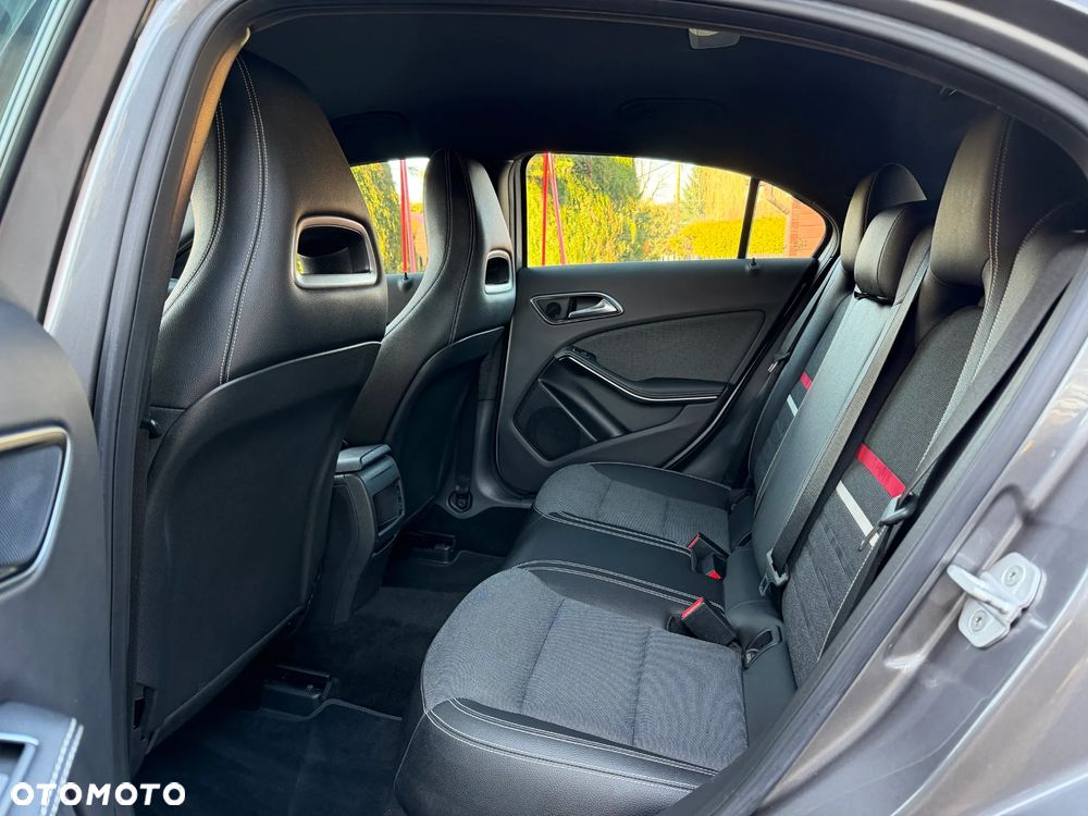 Mercedes-Benz Klasa A 180 2Style - 18