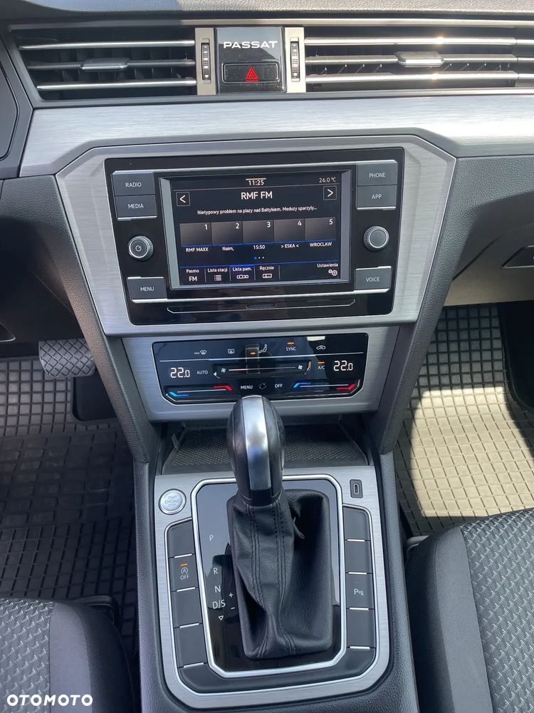 Volkswagen Passat 1.5 TSI EVO Essence DSG - 11