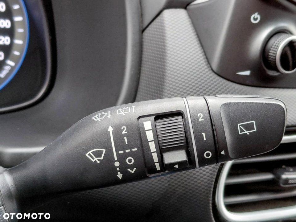 Hyundai Kona - 13