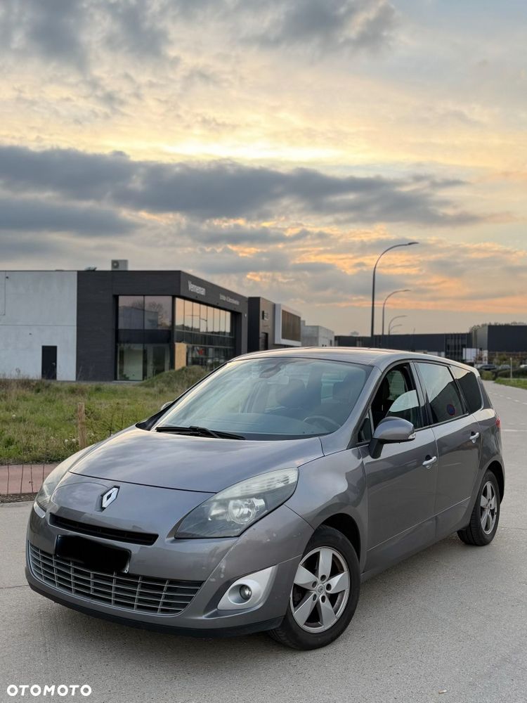Renault Grand Scenic - 2