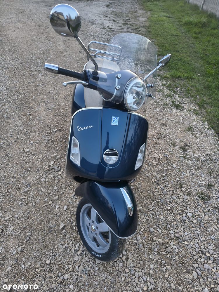Piaggio Vespa - 12
