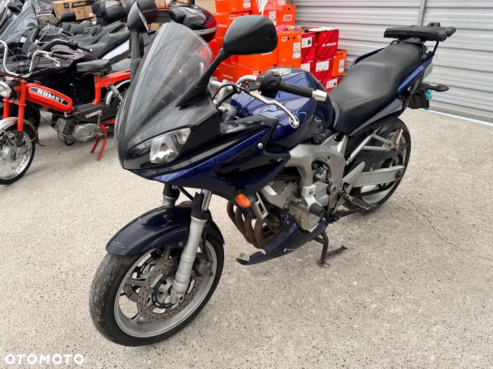 Yamaha FZ6 - 3