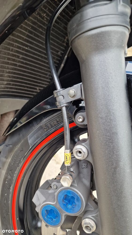 Yamaha R6 - 16
