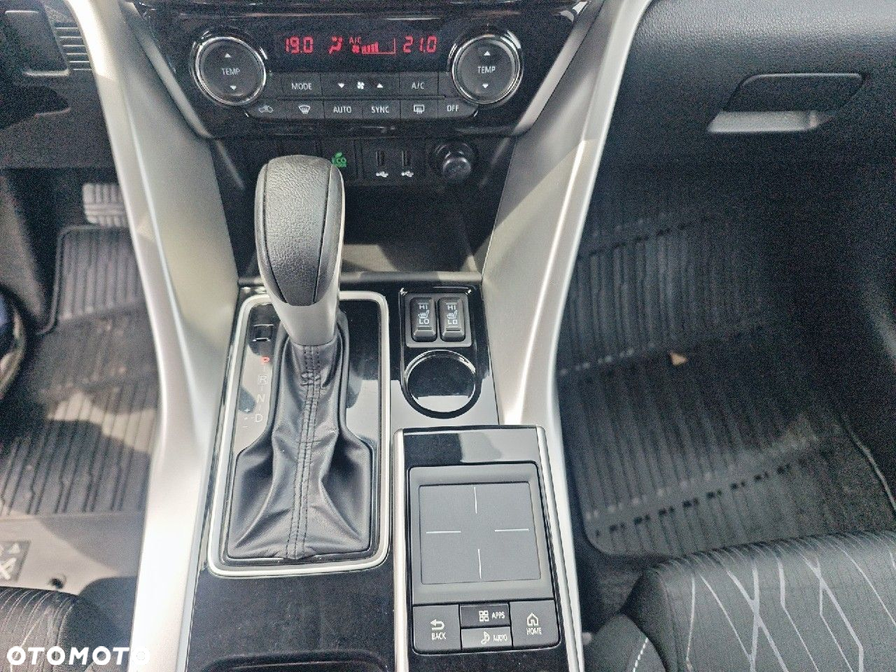 Mitsubishi Eclipse Cross 1.5 T GPF Intense CVT - 20
