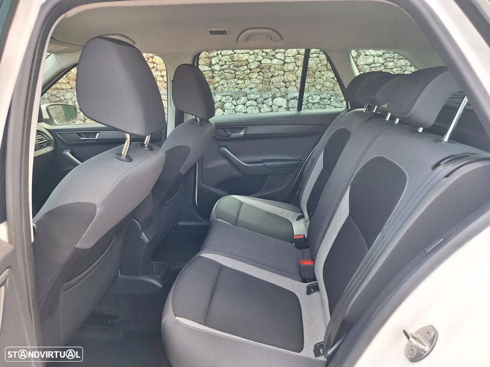 Skoda Fabia Break 1.4 TDi Ambition - 11
