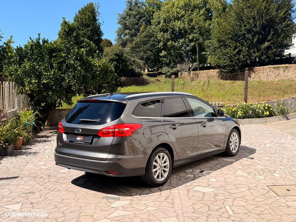 Ford Focus 1.5 TDCi ECOBlue Titanium - 17
