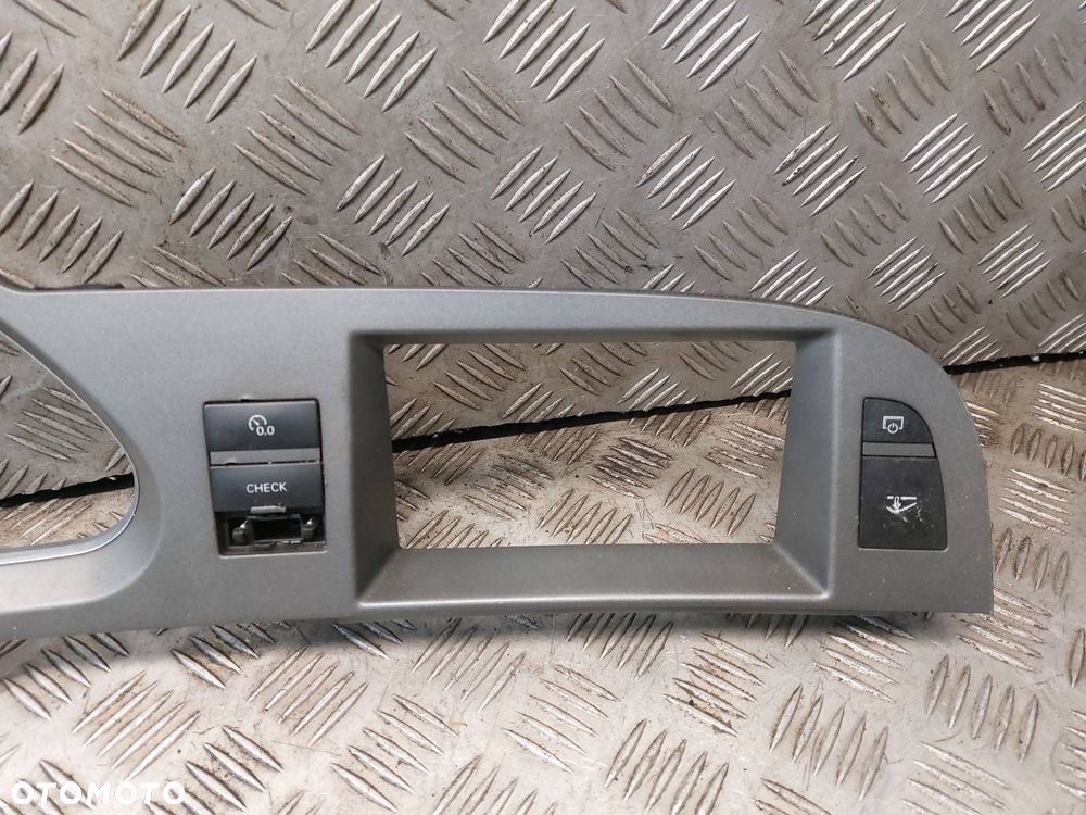 RAMKA LICZNIKA  AUDI A6 C6 4F1941531D 4F1857115D 4F1927227A 4F0927123A - 4