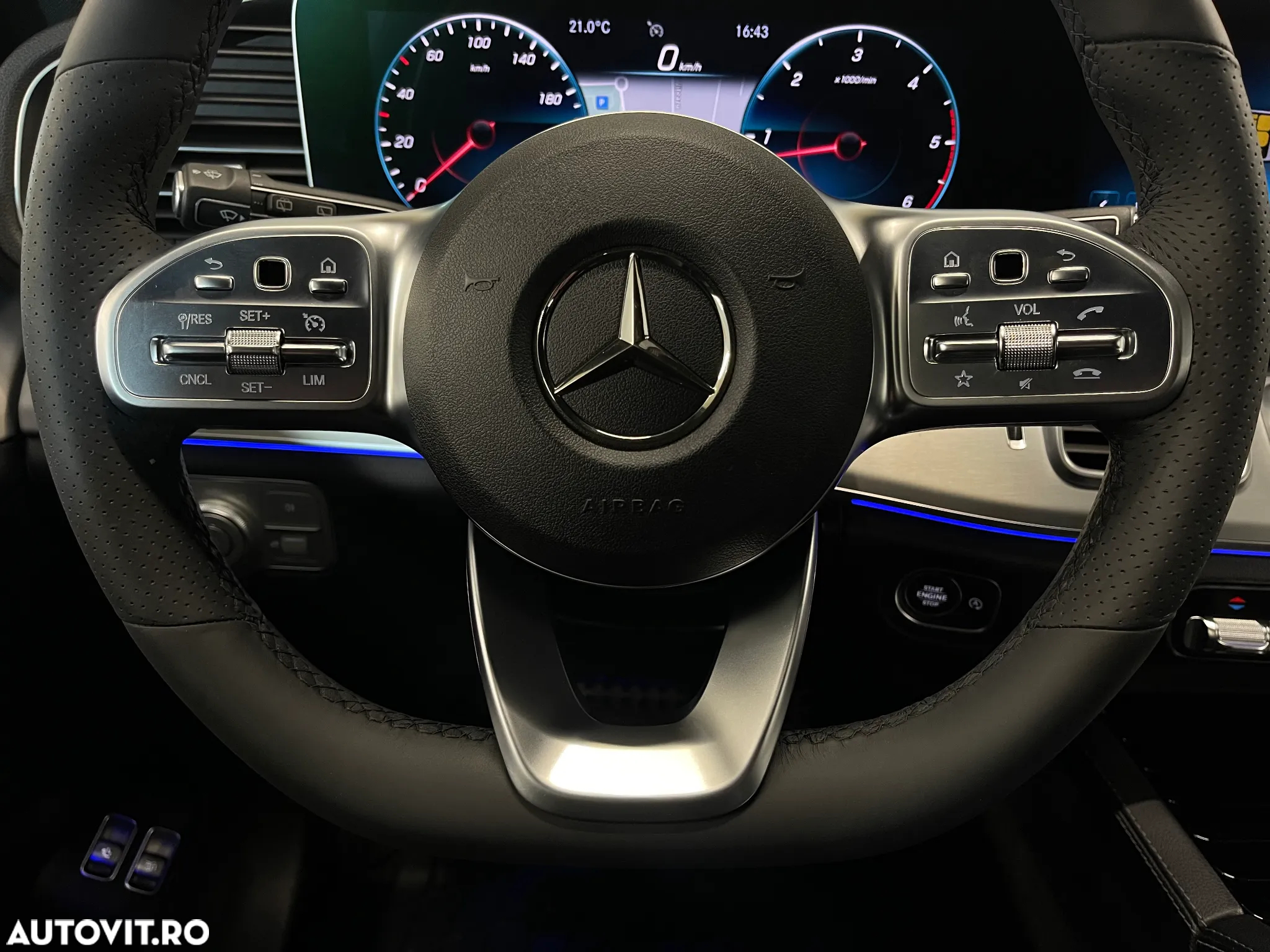Mercedes-Benz GLE 350 d 4MATIC - 29
