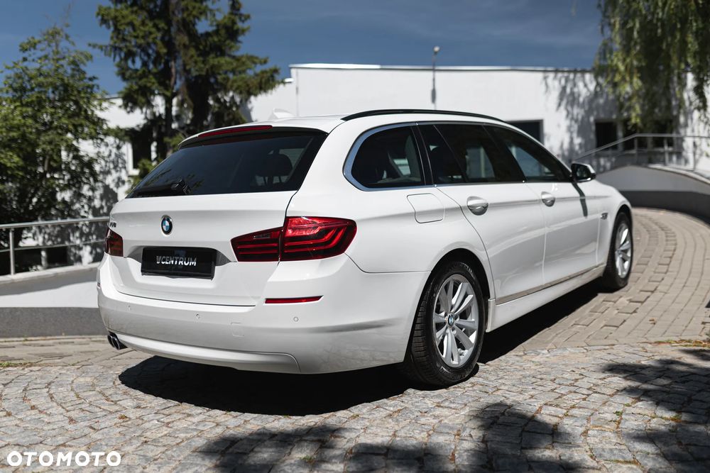 BMW Seria 5 520d xDrive - 8