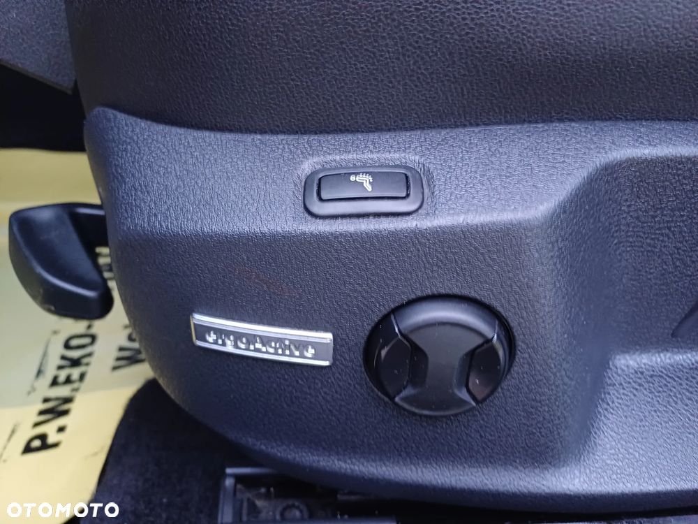 Volkswagen Golf - 21