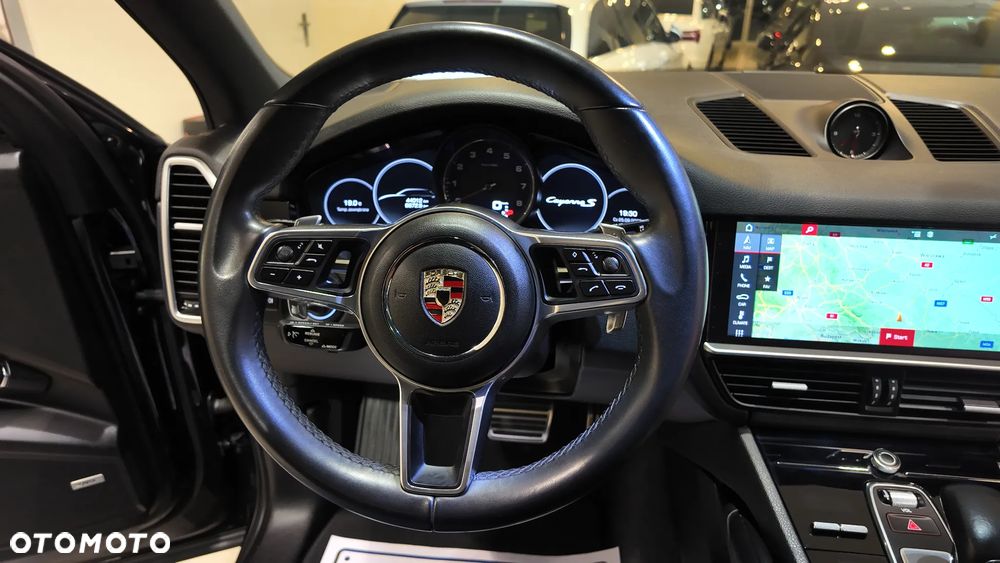Porsche Cayenne S Platinum Edition - 26