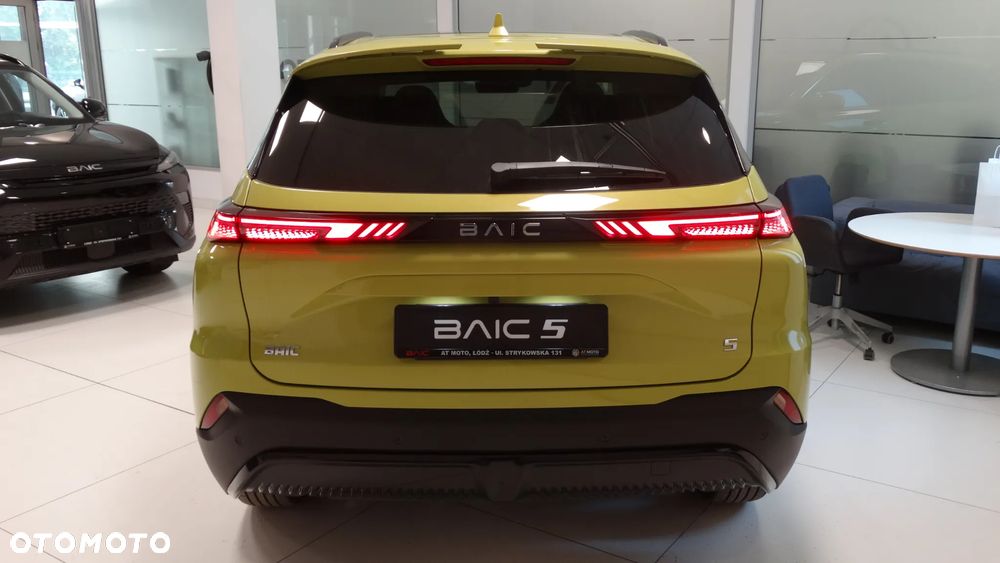 BAIC 5 Beijing 1.5T Business DCT - 12