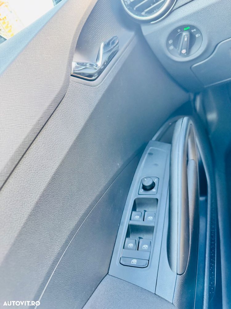 Skoda Fabia 1.0 TSI Tour - 18