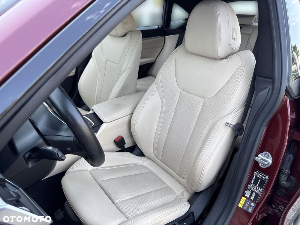 BMW i4 - 8