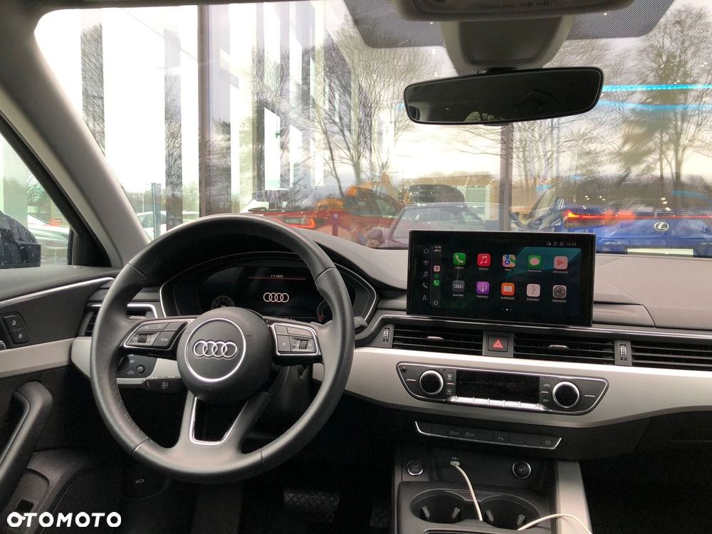 Audi A4 Limousine - 5