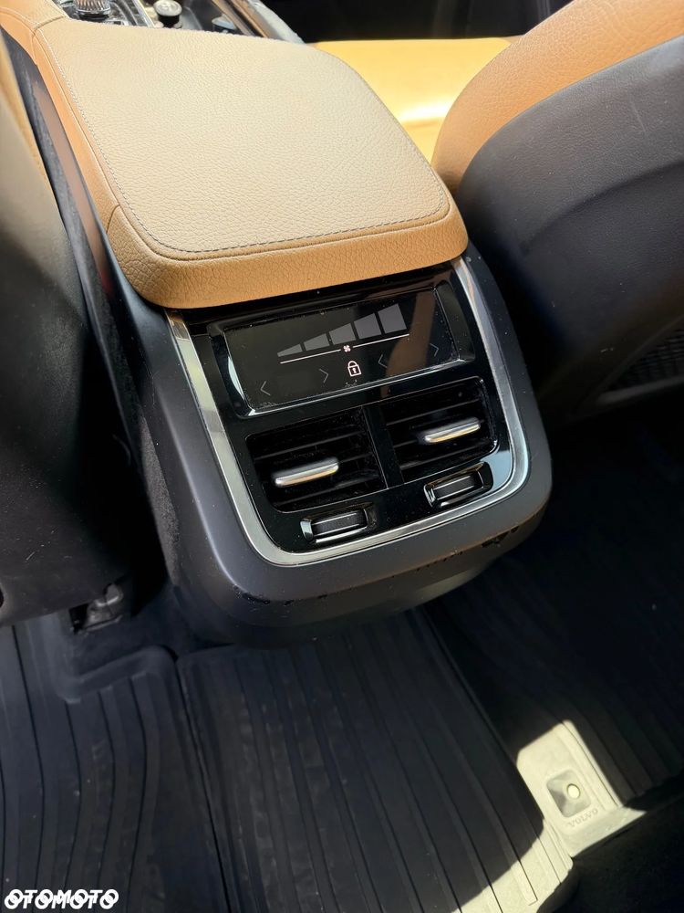 Volvo XC 90 T6 AWD Geartronic Momentum - 13