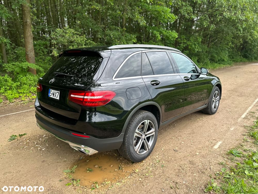 Mercedes-Benz GLC 300 4Matic 9G-TRONIC Exclusive - 9