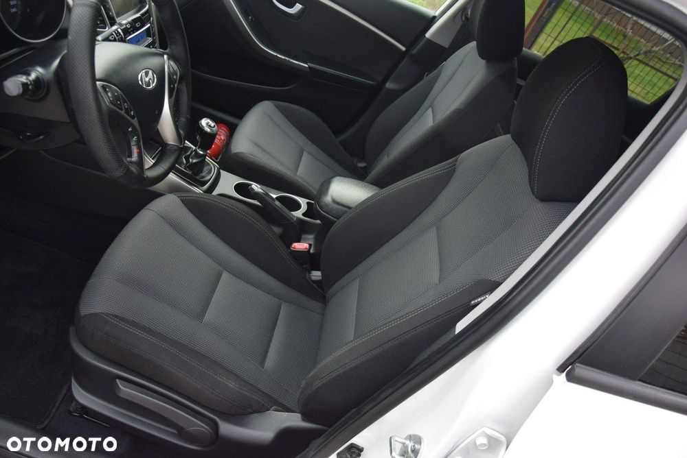 Hyundai i30 1.4 Premium - 29