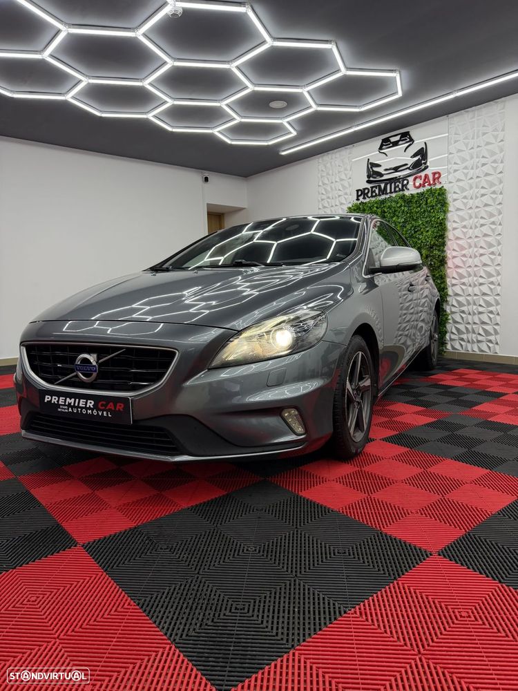 Volvo V40 2.0 D2 R-Design - 2
