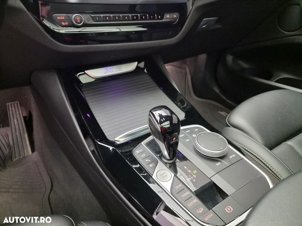 BMW X3 xDrive30e AT PHEV - 22