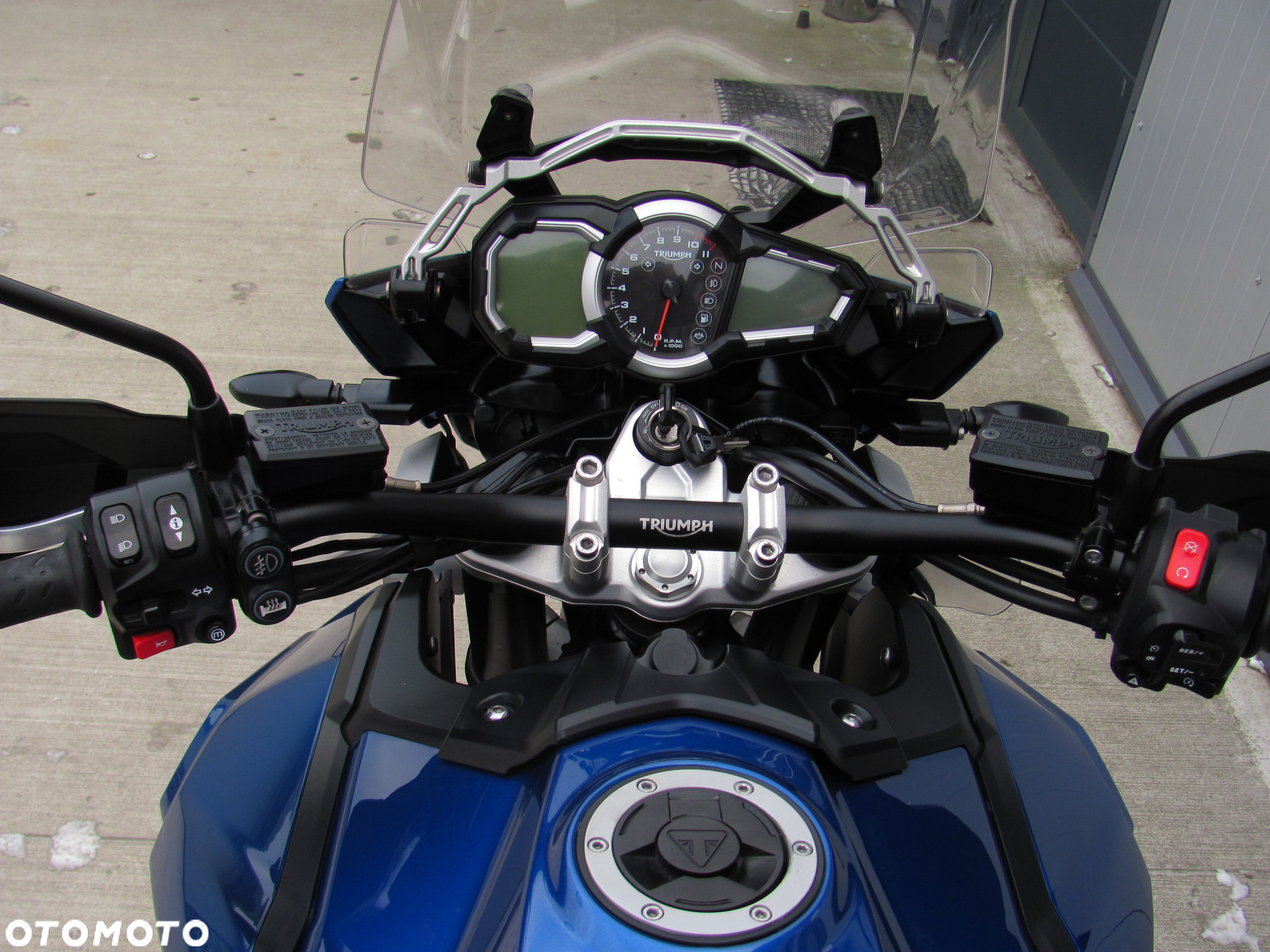 Triumph Tiger - 10