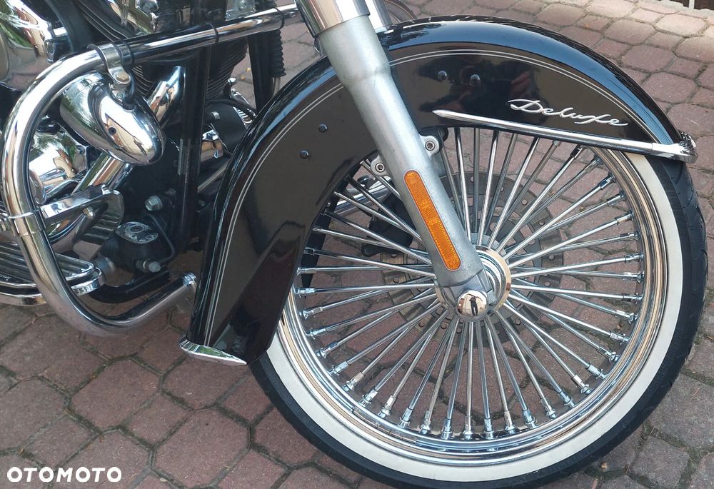 Harley-Davidson Softail Deluxe - 2