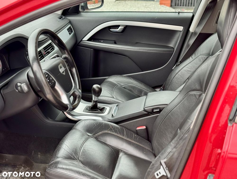 Volvo V70 2.5T R-Design Summum - 15