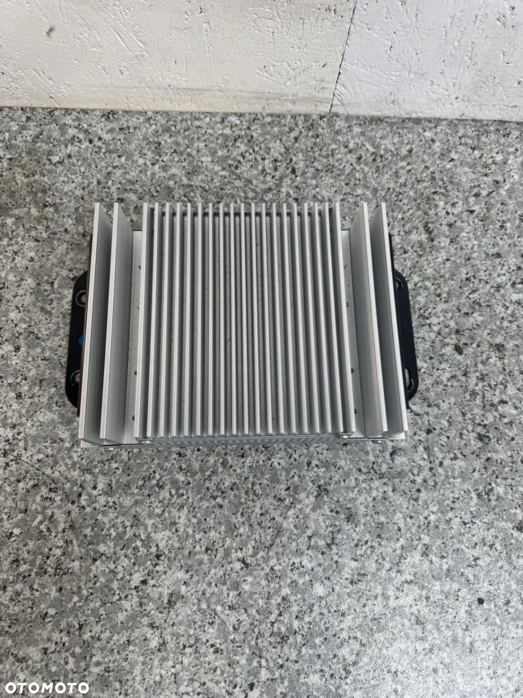 WZMACNIACZ MODUŁ RADIA NAWIGACJI HYUNDAI IX35 2010-2015 963702Y000 - 5