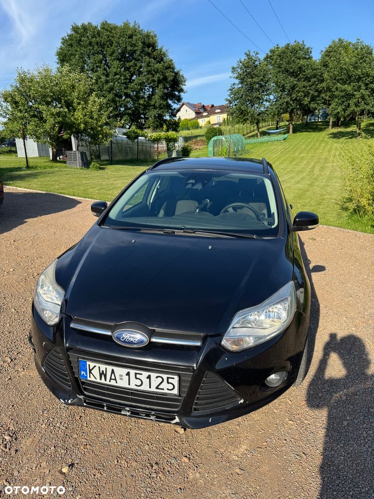 Ford Focus 1.6 Ambiente - 12