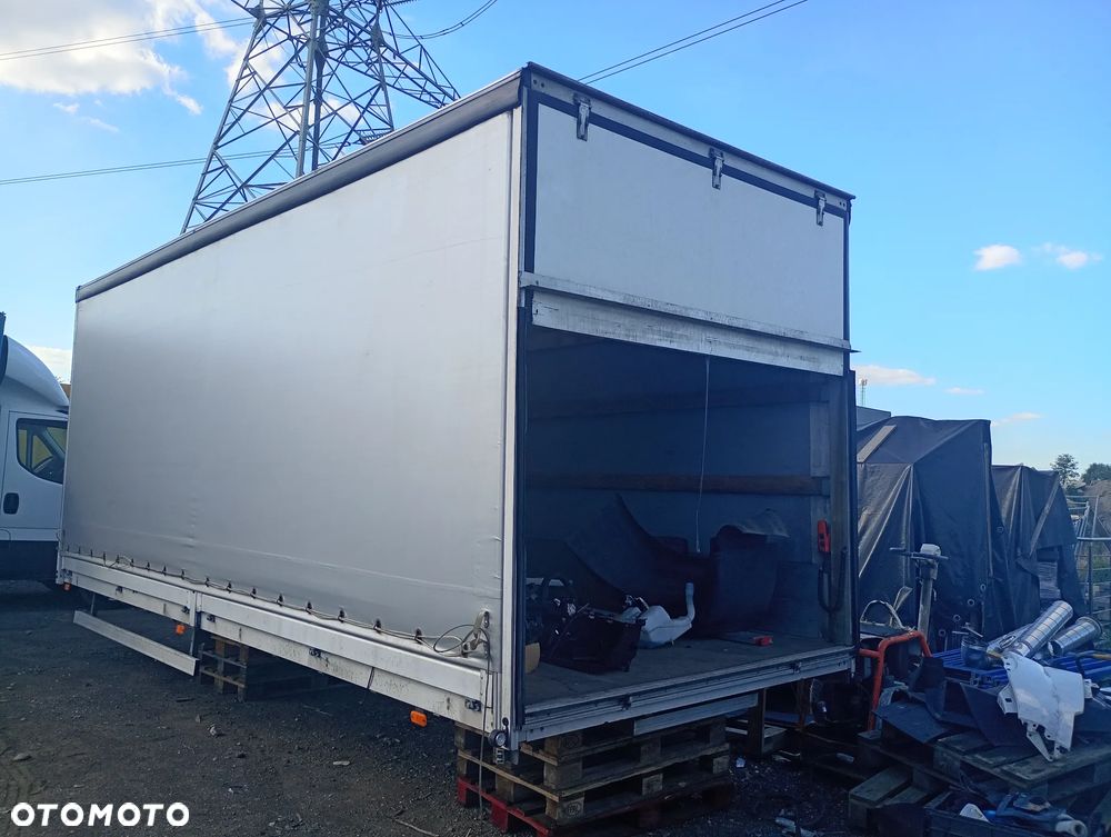 Zabudowa Plandeka Kontener Iveco Daily 14- - 2