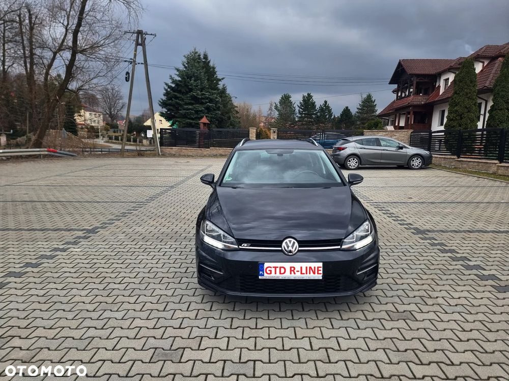 Volkswagen Golf 2.0 TDI SCR DSG R-Line - 5