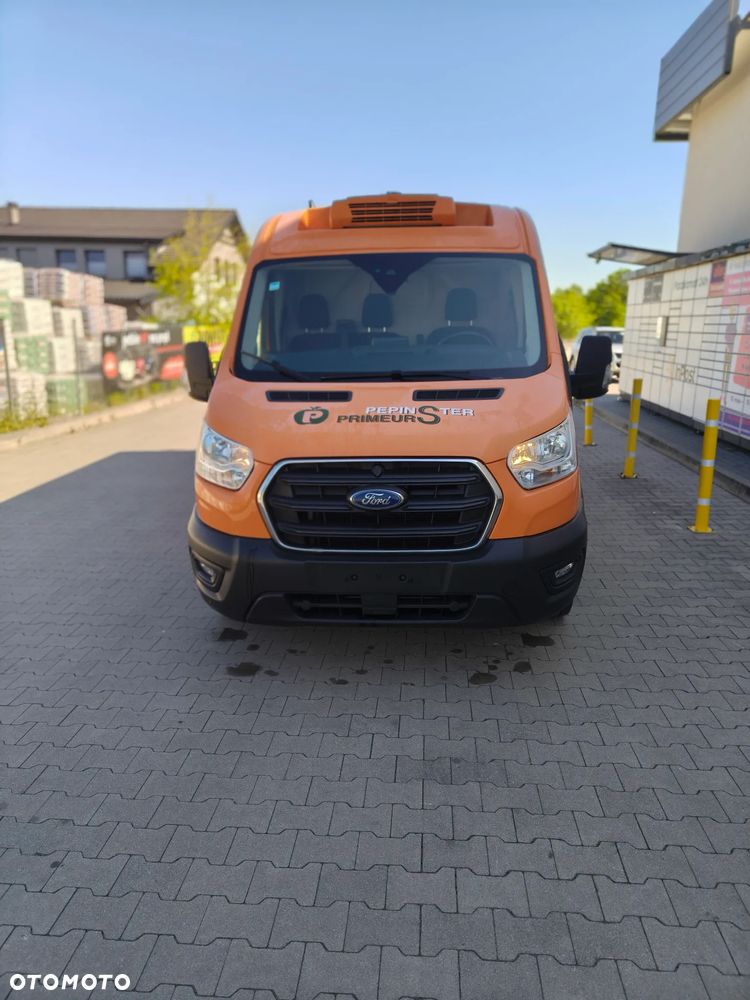 Ford Transit - 1