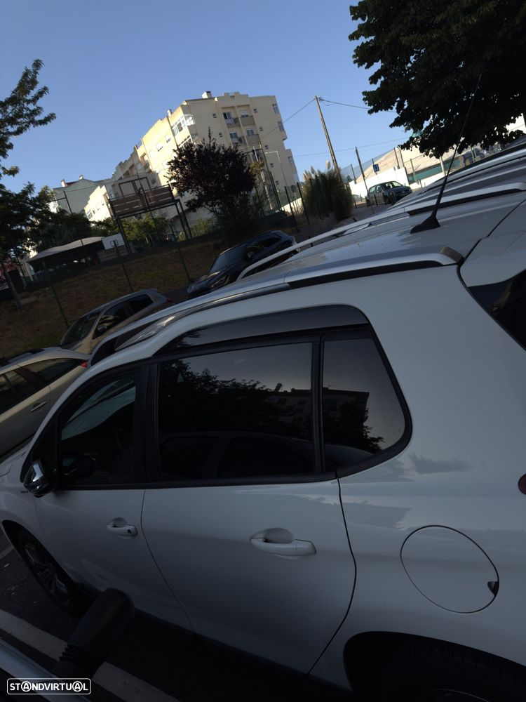 Peugeot 2008 1.2 PureTech Active - 4
