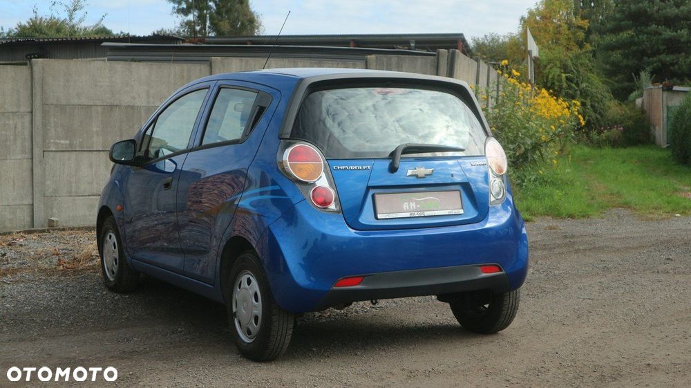 Chevrolet Spark 1.0 Base - 7