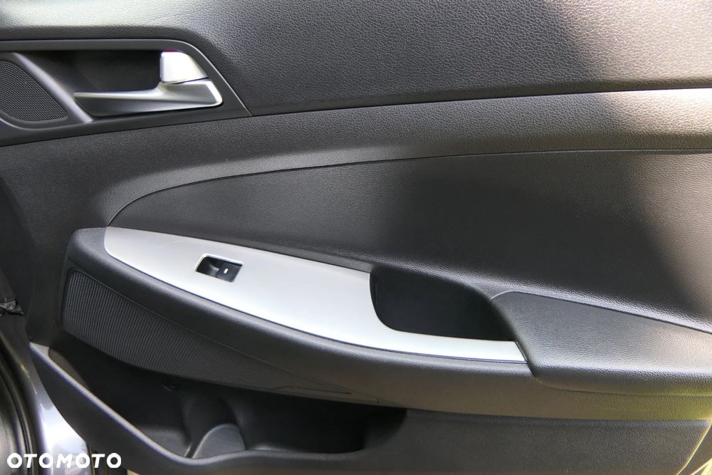 Hyundai Tucson 1.6 GDI BlueDrive Comfort 2WD - 34
