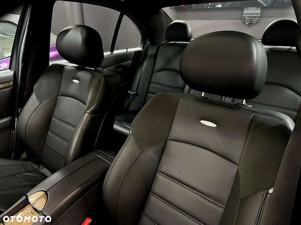 Mercedes-Benz Klasa E 63 AMG - 12