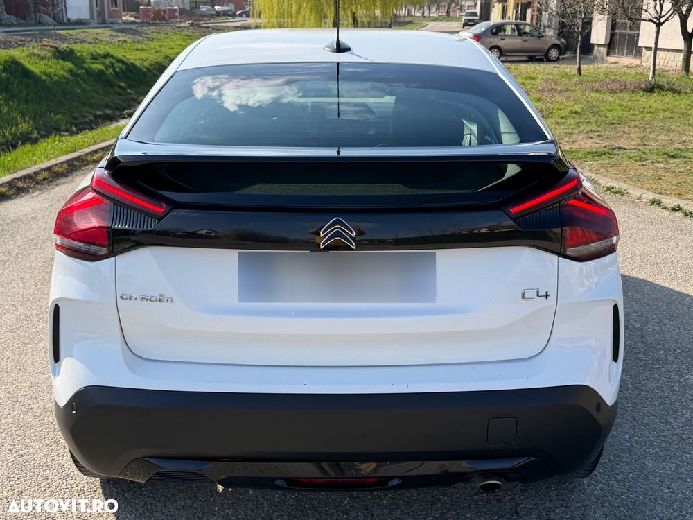 Citroën C4 BlueHDi 130 Stop&Start EAT8 SHINE - 4
