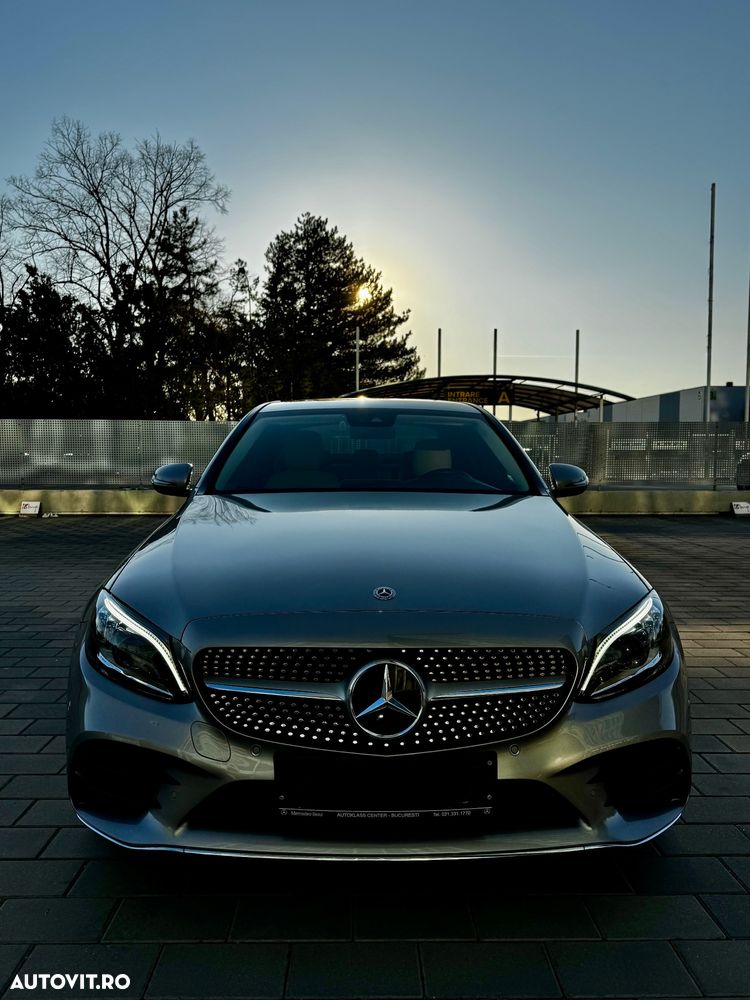 Mercedes-Benz C 200 4Matic 9G-TRONIC AMG Line - 6