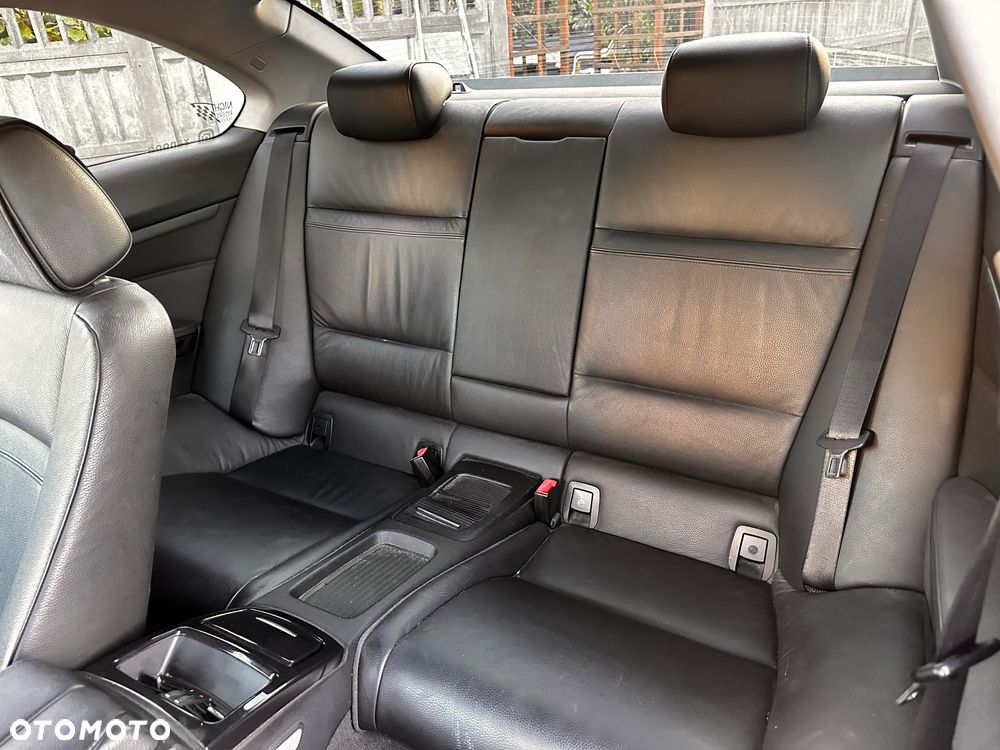 BMW Seria 3 320i - 8