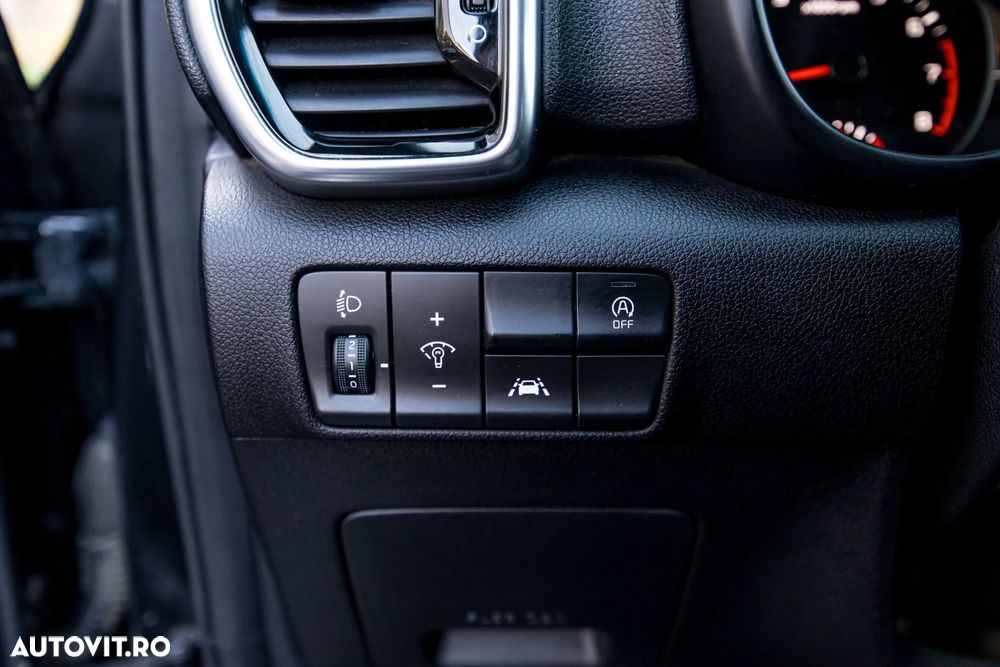 Kia Sportage 1.6 T-GDI 7DCT 4x4 GT Line - 22