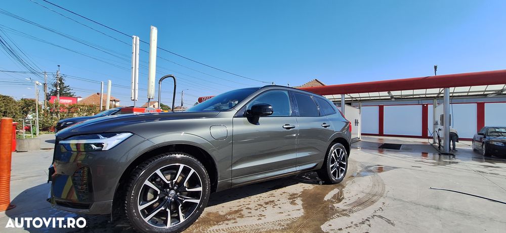 Volvo XC 60 T6 AWD Recharge Geartronic RDesign Expression - 14