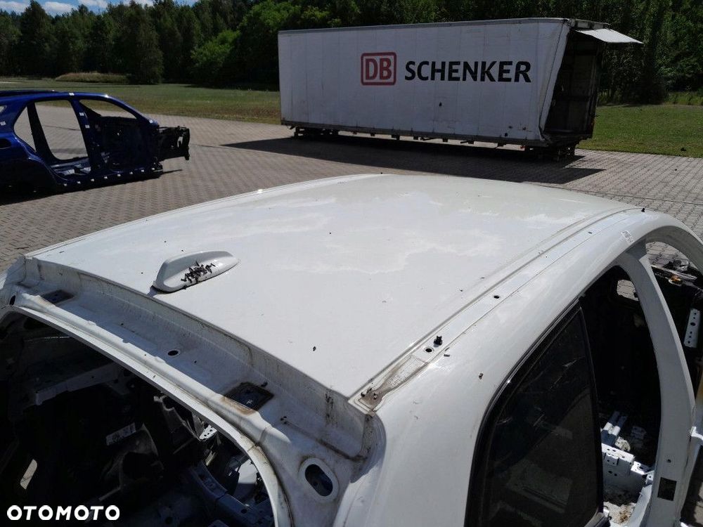 VOLVO XC60 II DACH 19-614 ICE WHITE - 4