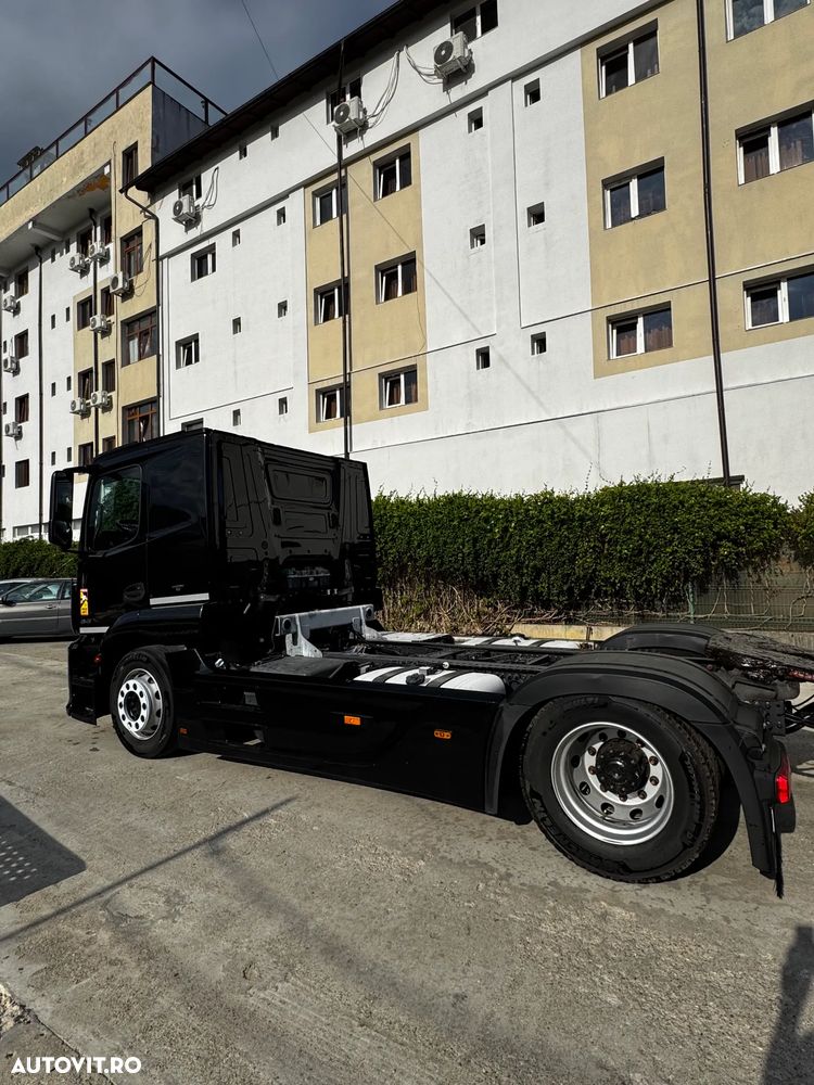 Mercedes-Benz Actros - 4