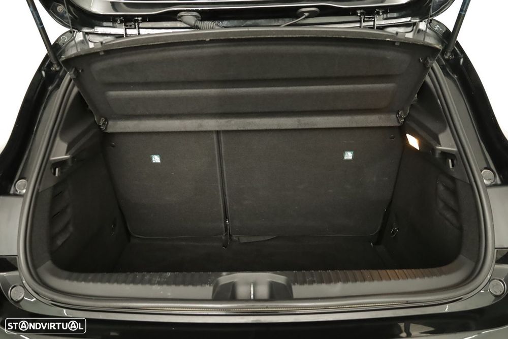 Renault Clio 1.0 TCe Evolution - 23